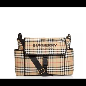 BRAND NEW Burberry Vintage Check Flap Diaper Bag